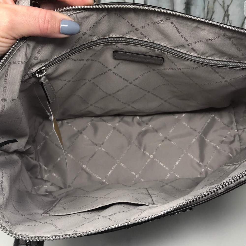 NWT Michael Kors bundle Ciara tote+ walle - Picture 5 of 7